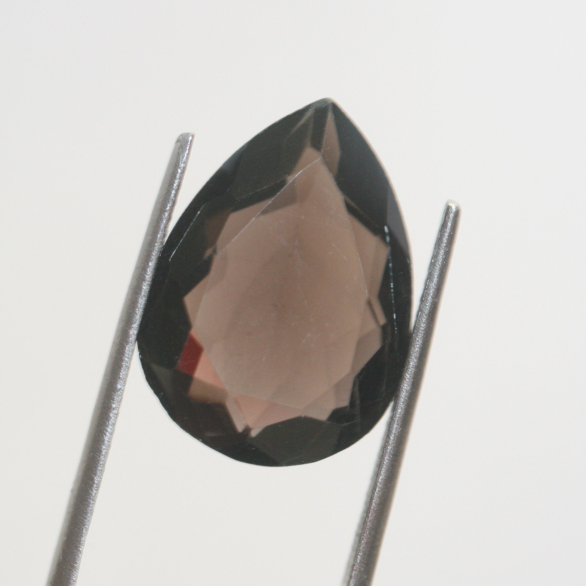 Quartz fumé naturel facetté en forme de goutte, 18,3 x 13,2 mm (10 ct), pierre taillée pour la joaillerie