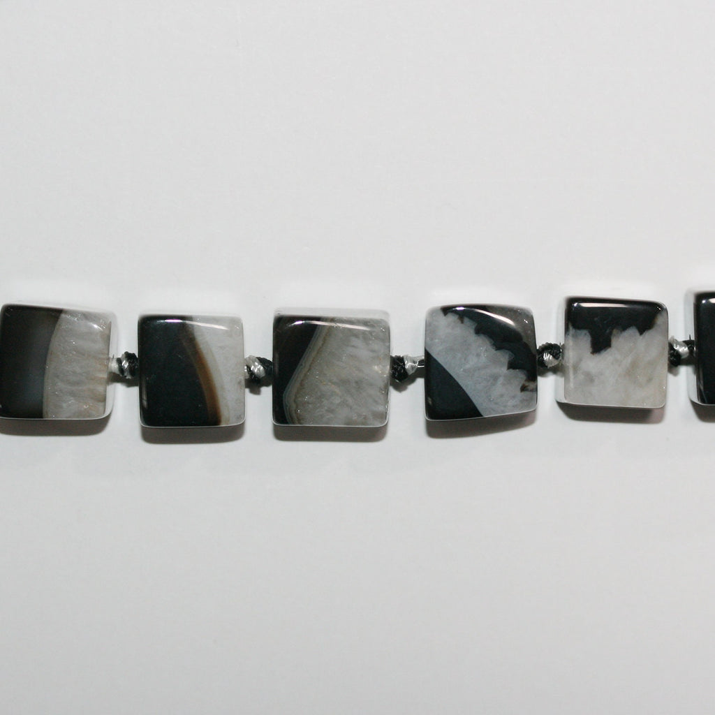 Perles cubiques lisses en onyx rayé St 15" 15 mm.-Rig 39 cm.