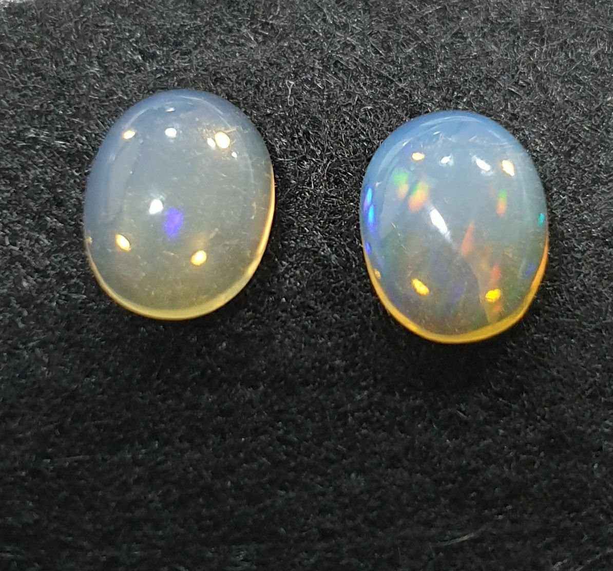2 pcs  Oval  Opal Cabochons 8x6mm - Natural Untreated Gemstone - Opal Cabochon