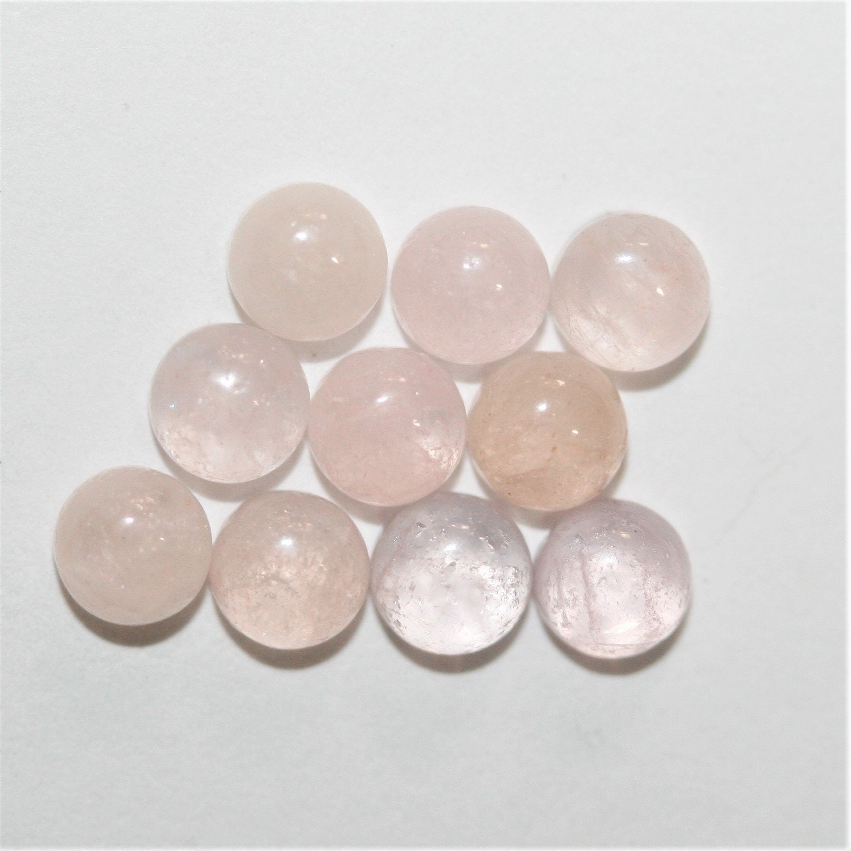 Smooth Round Morganite Cabochon 4mm. (10 Pieces)