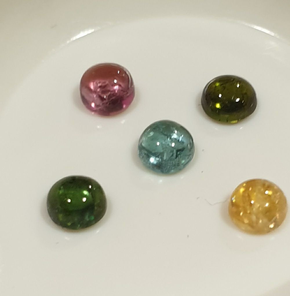 Lot de cabochons ronds de tourmaline bleue, verte, rose et orange, 4-4,2 mm (5 pièces) - Pierres précieuses en vrac - Prix de gros