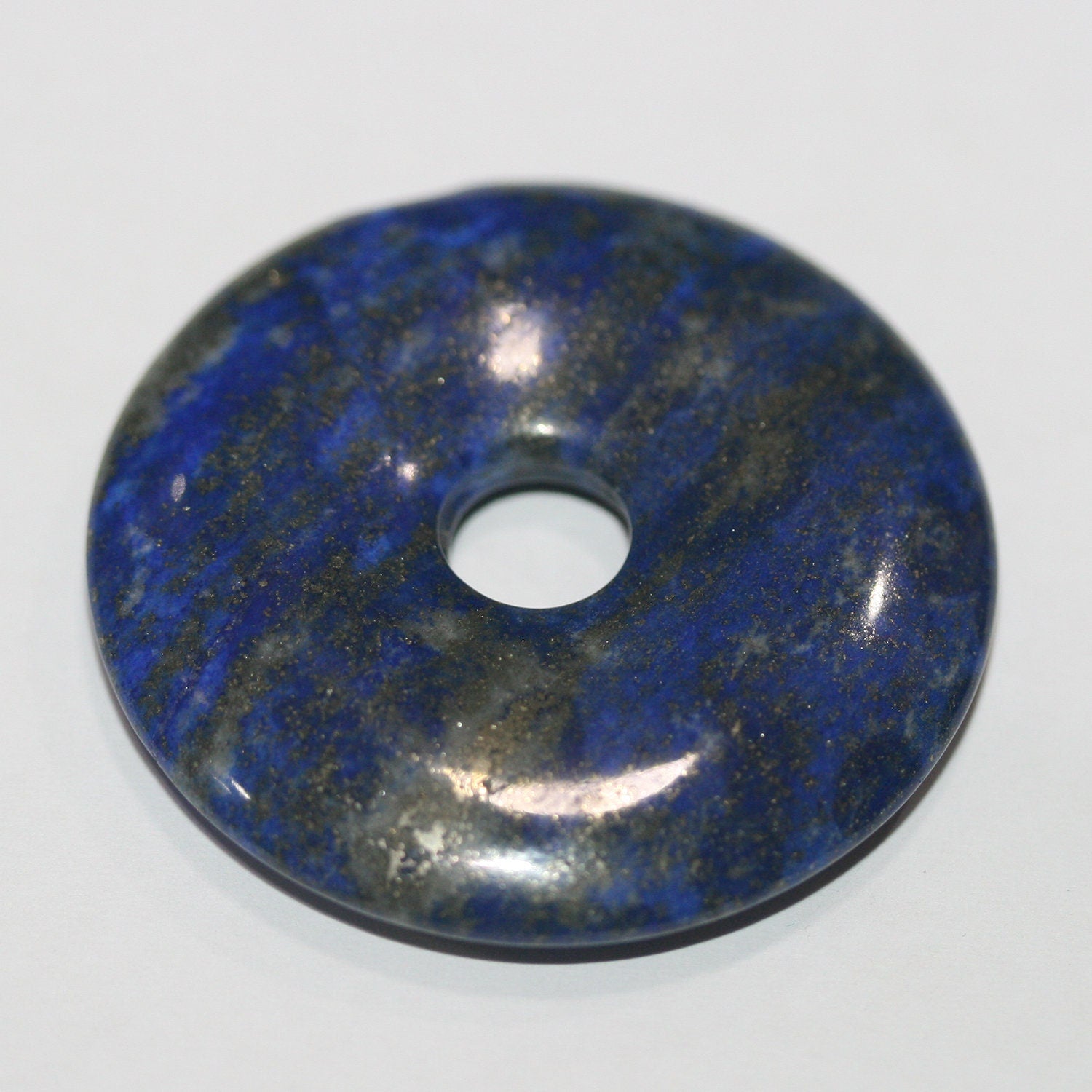 Colgante redondo de lapislázuli de 40 mm.