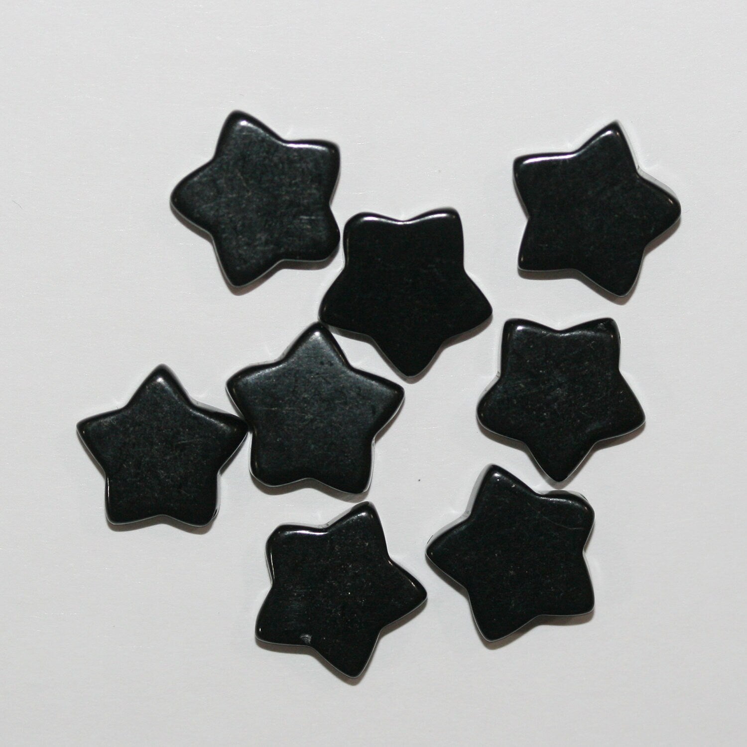 Lote de 8 piezas de estrellas lisas perforadas a medias de 12 mm (4 pares)