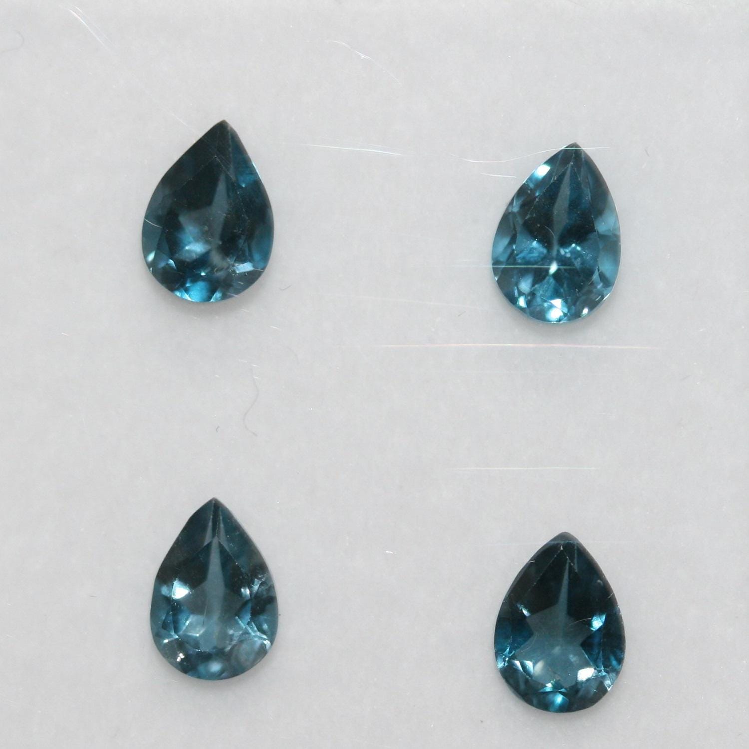 Lote de 4 piezas de topacio azul Londres facetado, gota de 7 x 5 mm (4 piezas)