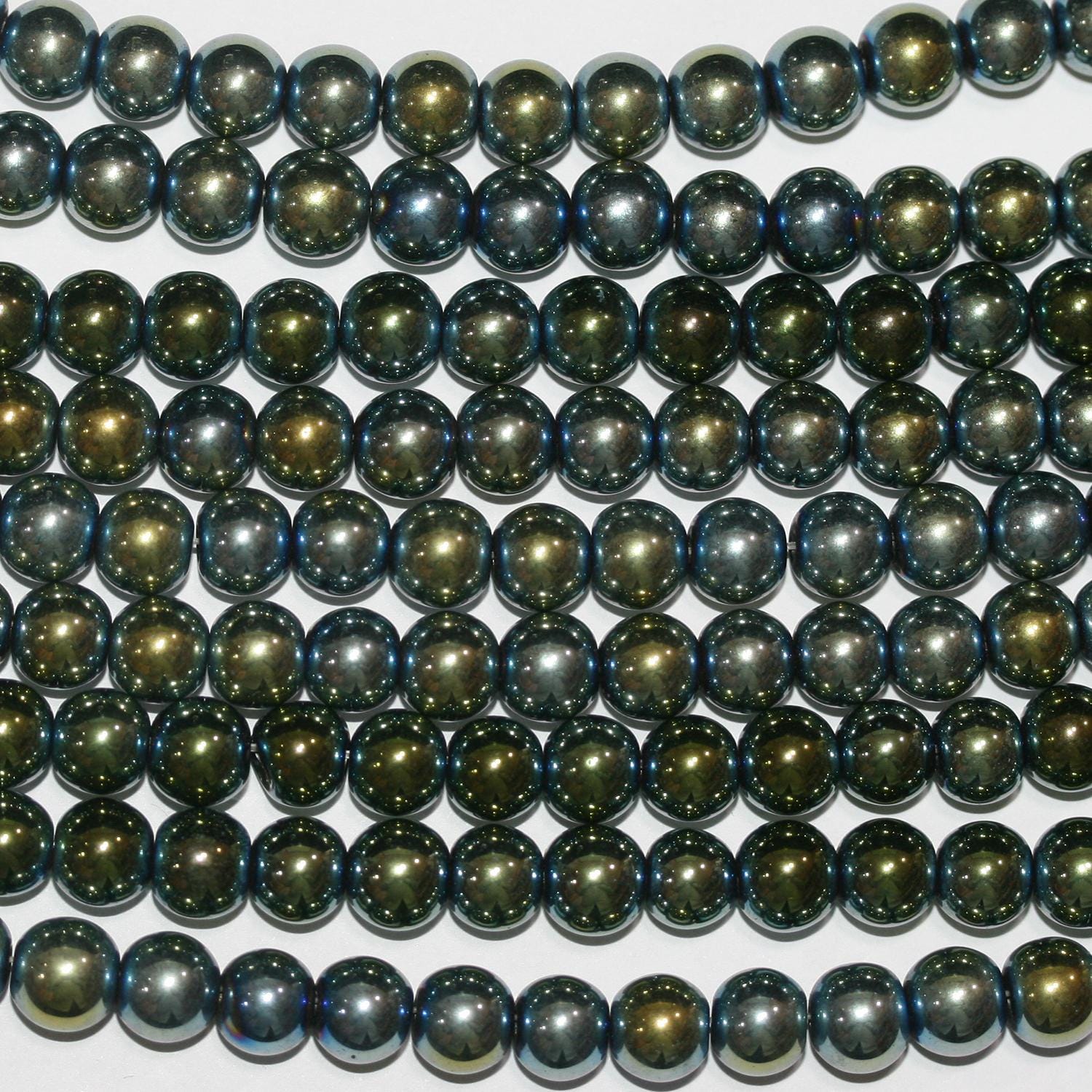 16" Perles rondes en hématite verte St 8 mm.-Rig 40 cm.