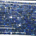 Perles cubiques lisses en lapis-lazuli de 15 pouces (2 mm) - Fil de 39 cm