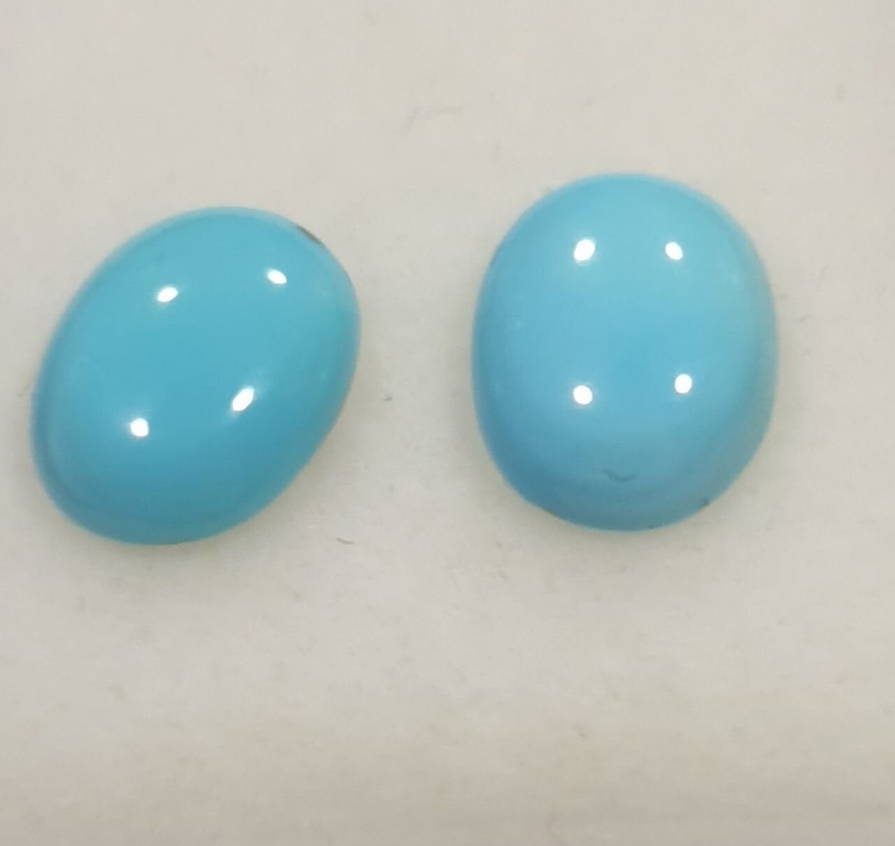 Natural Arizona Turquoise Pair Oval Cabochon 8x6mm.-(2Pcs)