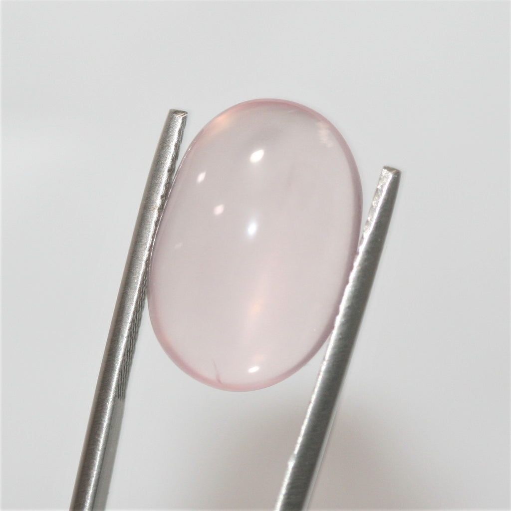 Rose Quartz Smooth Oval Cabochon 19x13mm.Approx. (13.3 ct.)