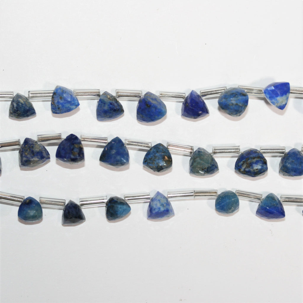 Cuentas triangulares facetadas de lapislázuli de 7" de St. 7-8 mm - Hilo de 18 cm.