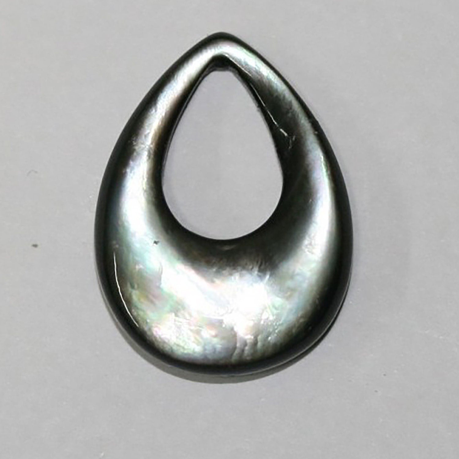 Pendentifs en nacre 25x18mm