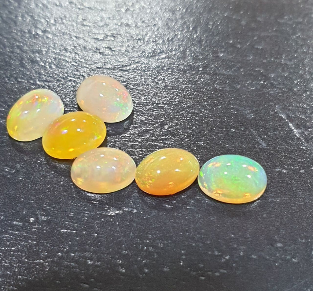 Lote de 6 cabujones ovalados de ópalo Wello natural de 7 x 5 mm (AAA) - Venta al por mayor - Lotes de piedras preciosas - Gema sin tratar