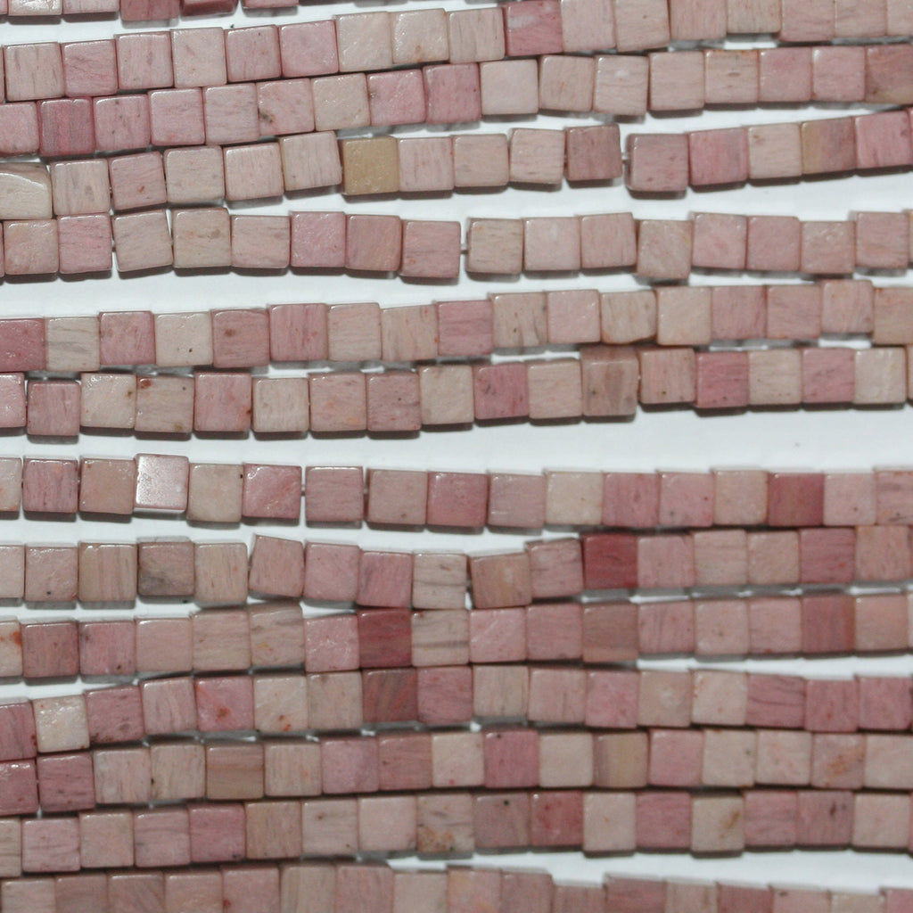 Perles cubiques lisses en rhodonite St de 15 pouces, 4 mm, brin de 39 cm.