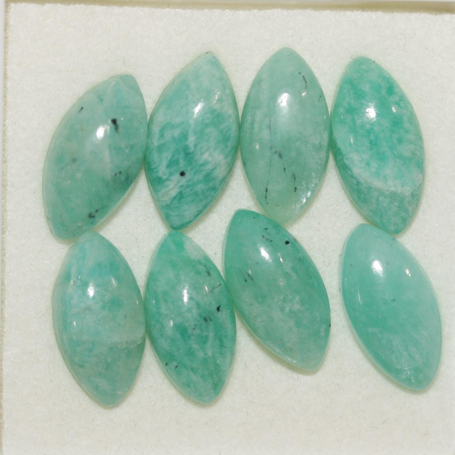 Lote de 8 Piezas Cabujón Amazonita Marquesa 14x7mm.-( 8 Piezas )