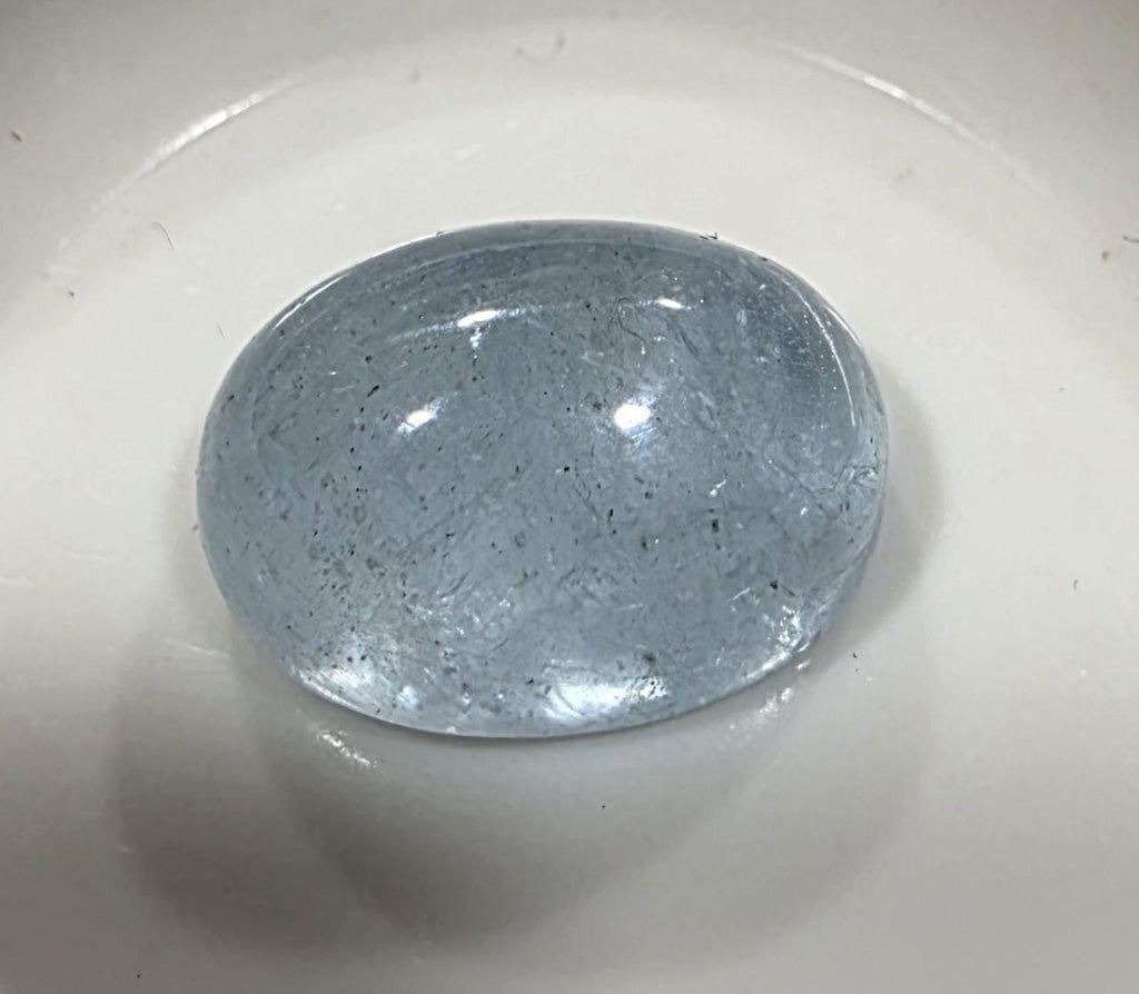 Natural Aquamarine Gemstone Oval Cabochon 14.1x10.6mm. 8.7Cts.