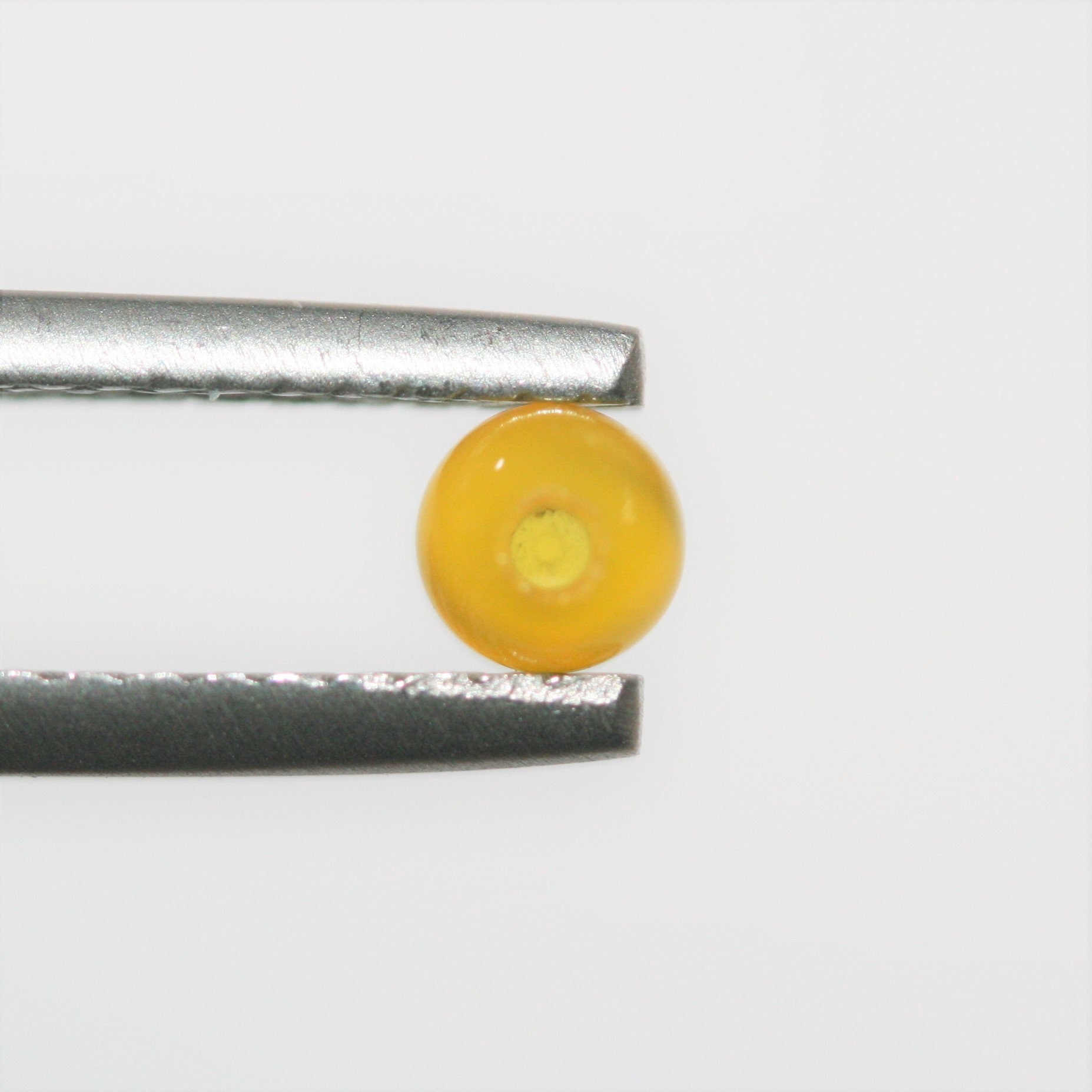 Ágata Amarilla Semiperforada Redonda Lisa 4mm.- 10 Piezas