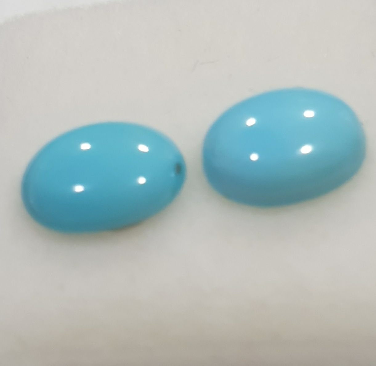 Natural Arizona Turquoise Pair Oval Cabochon 8x6mm.-(2Pcs)