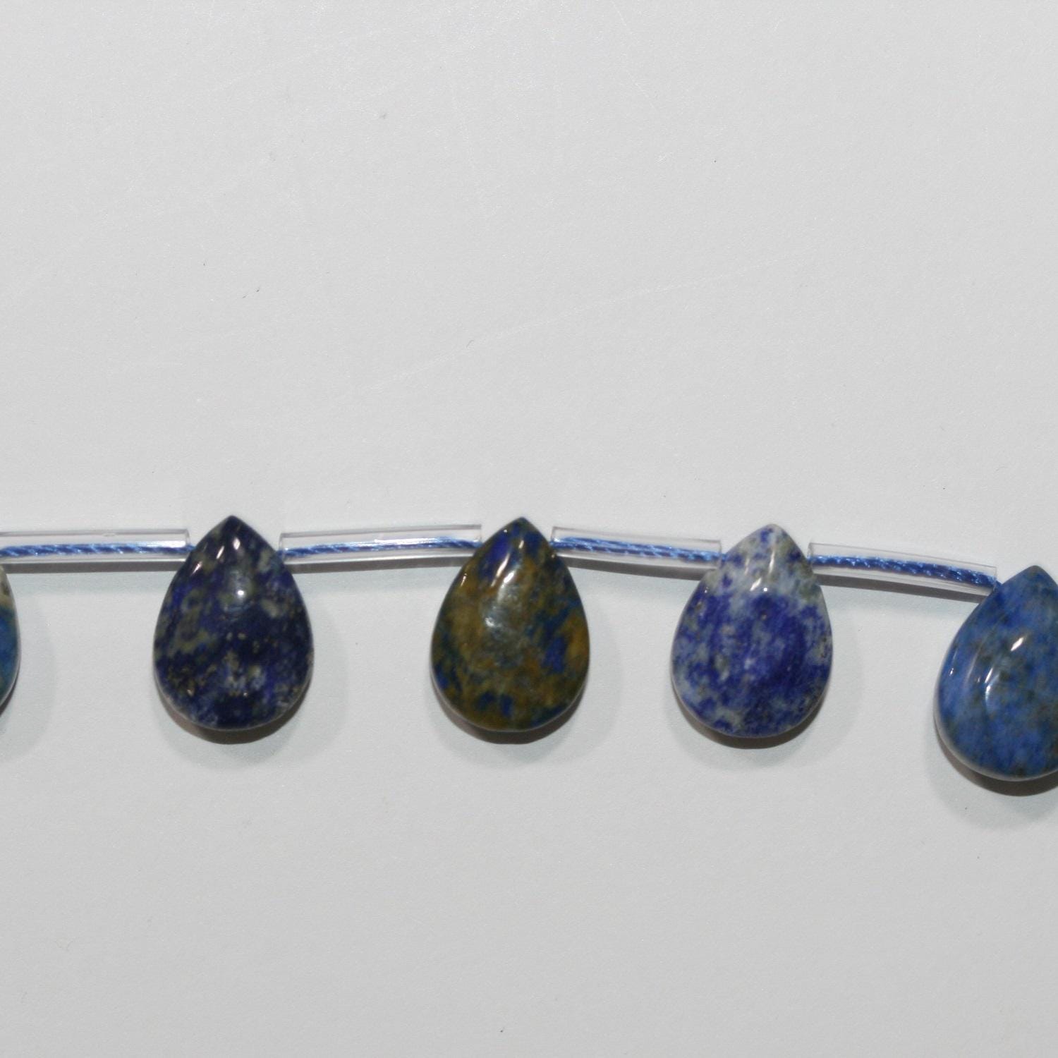 Perles en lapis-lazuli lisses en forme de goutte de 15 pouces, 14 x 10 mm - Fil de 38 cm.