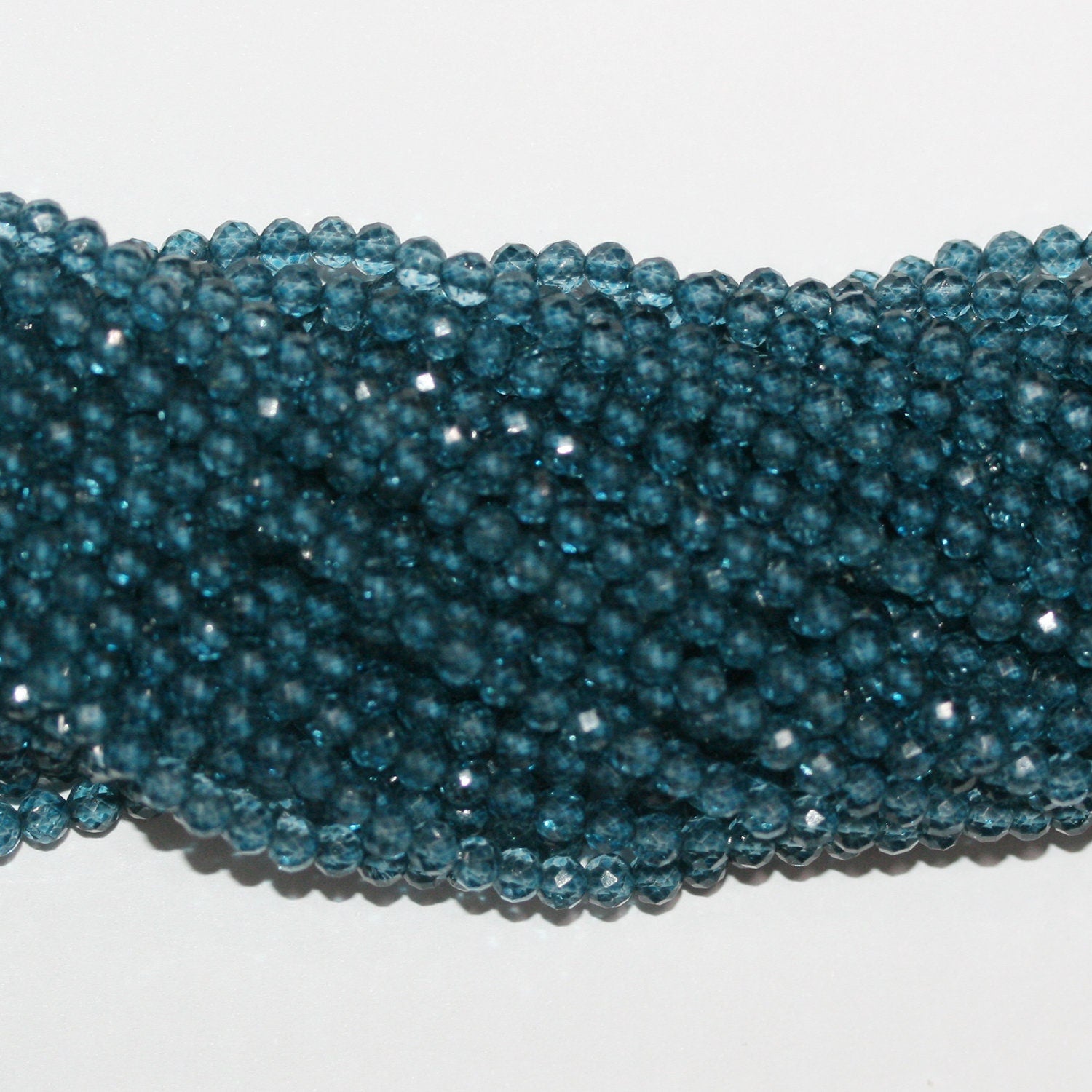 13" St Blue Topaz Faceted Round Beads 3mm.-Strand 33cm.