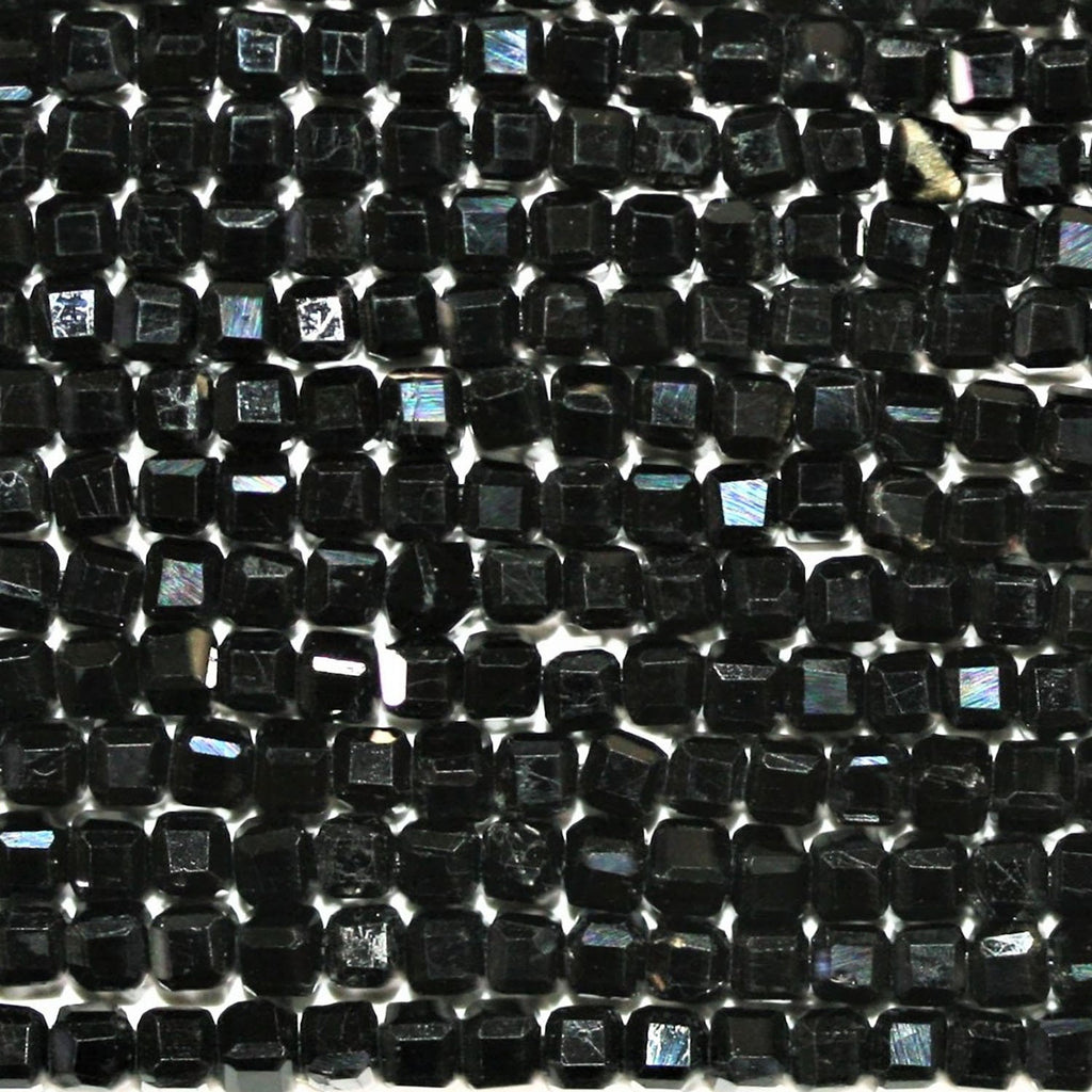 Perles cubiques à facettes en tourmaline noire St de 15 pouces (2 mm) - Fil de 39 cm
