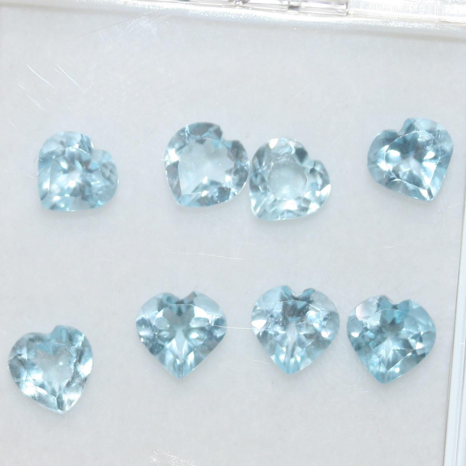Lote de 8 piezas de topacio cielo con forma de corazón facetado de 6 mm (8 piezas)