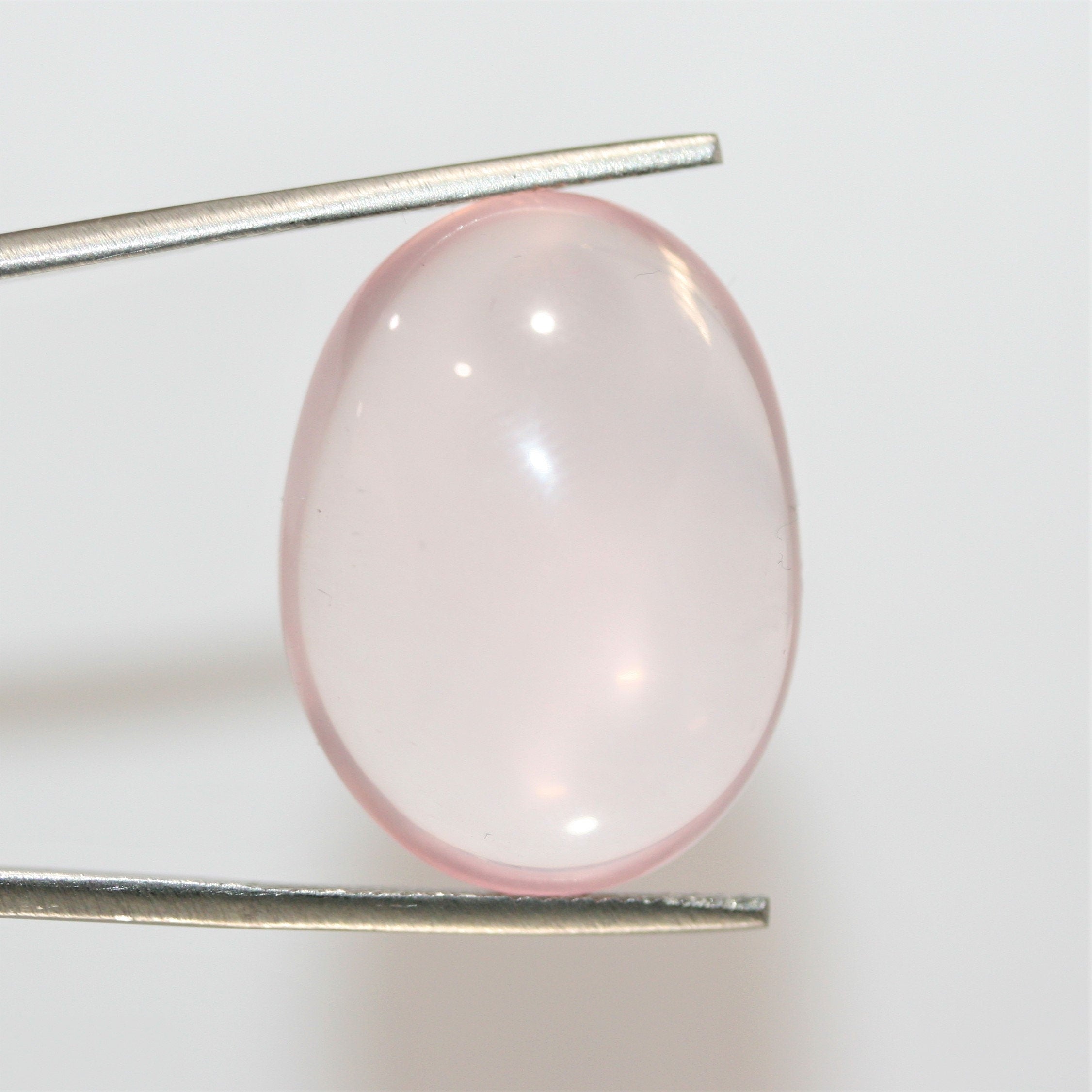 Rose Quartz Smooth Oval Cabochon 26x19mm.Approx. (35.06 ct.)