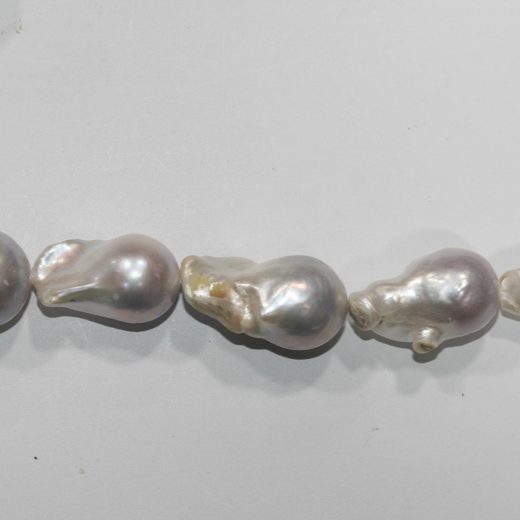 Perla Barroca Gris Claro de Agua Dulce de 40 cm, 30 x 16 cm aprox. - Hilo de 40 cm - Ref. 14785 - Precios al por mayor de Perlas Naturales