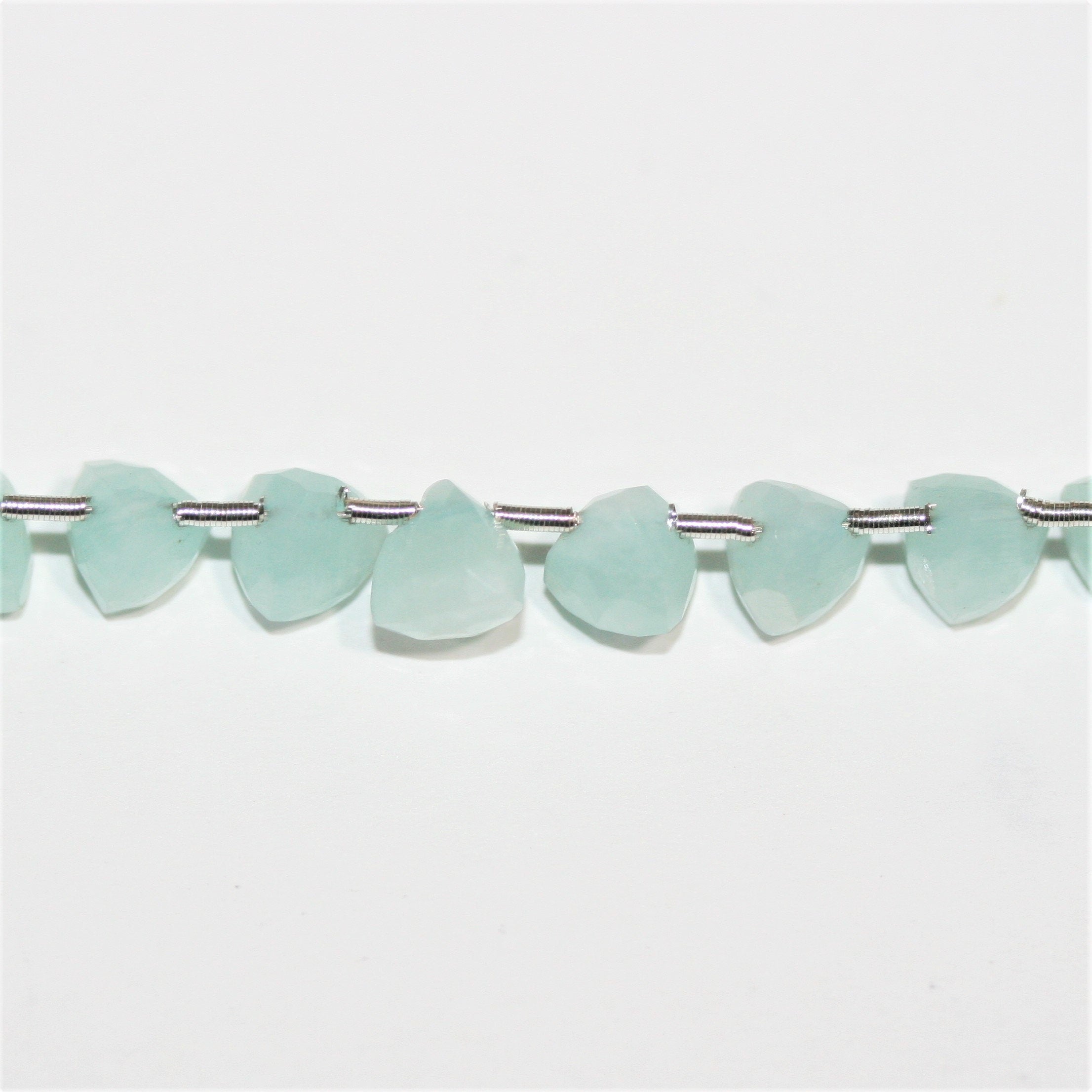 Perles triangulaires à facettes en amazonite de 8 pouces, 5-6 mm, brin de 20 cm.