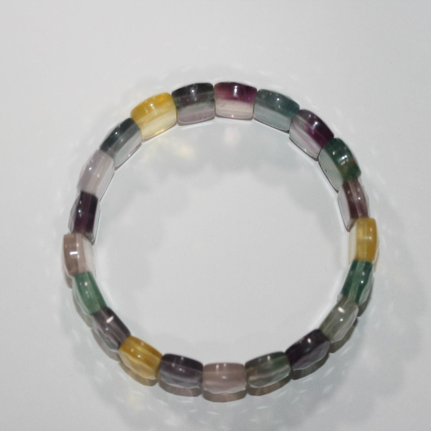 Bracelet extensible en fluorite ovale à facettes - Fournisseur de bijoux à perles doublement percées - Pouvoir de guérison - Pierres précieuses naturelles