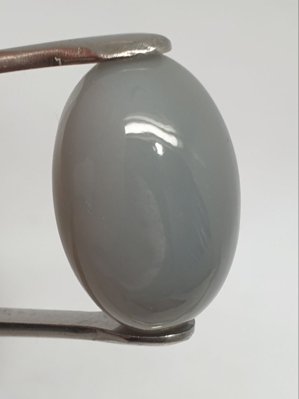 Big Gray Moonstone Oval Cabochon 25x13.3x11.3mm 31.76ct- Jewellery Making Supplier - Wholesale Prices- Fine Stones