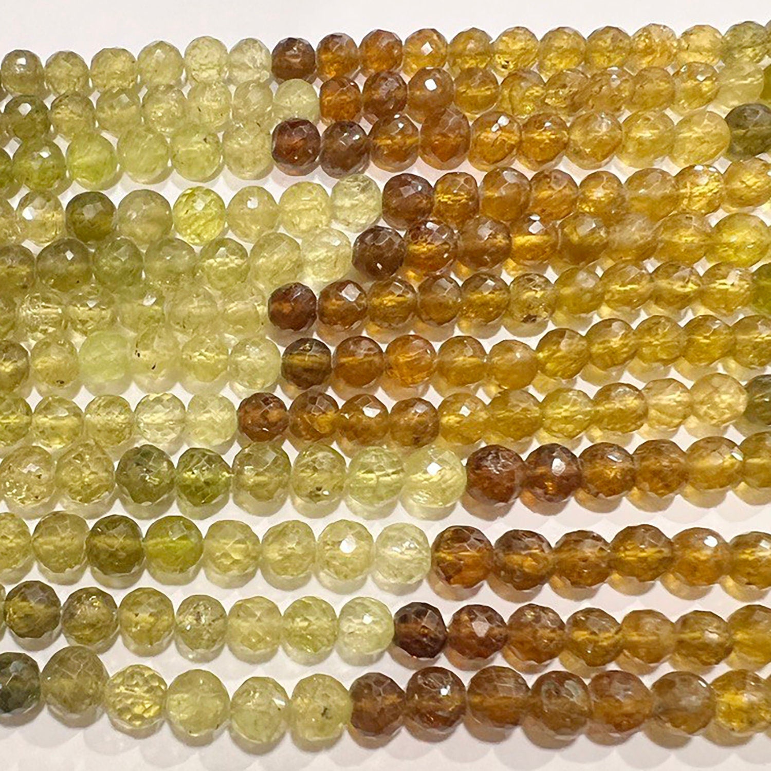 14" St Grossular Garnet Faceted Round Beads 6mm -Strand 38cm