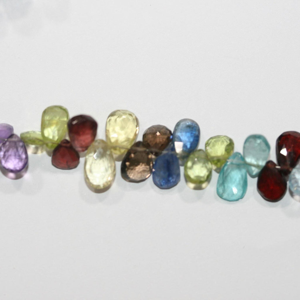 Perles en forme de goutte à facettes multi-pierres de 8 pouces (environ 9 x 6 mm). Longueur du fil : 20 cm. Réf. 11831