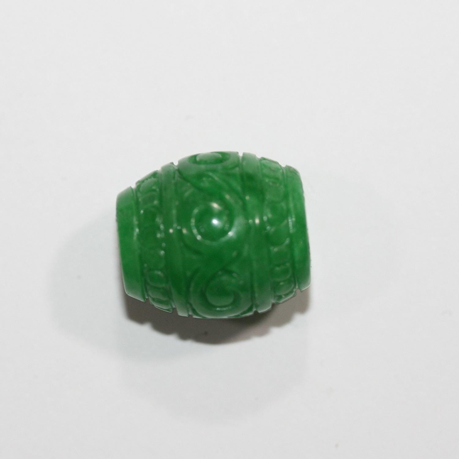 Colgante de jade verde de 17 x 16 mm. Taladro: 4,5 mm - Artículo 1289JV