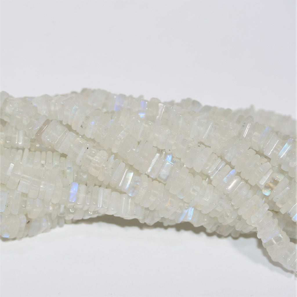 16" St Moonstone Cuentas cuadradas planas lisas de 6x1 mm.- Hilo de 42 cm.