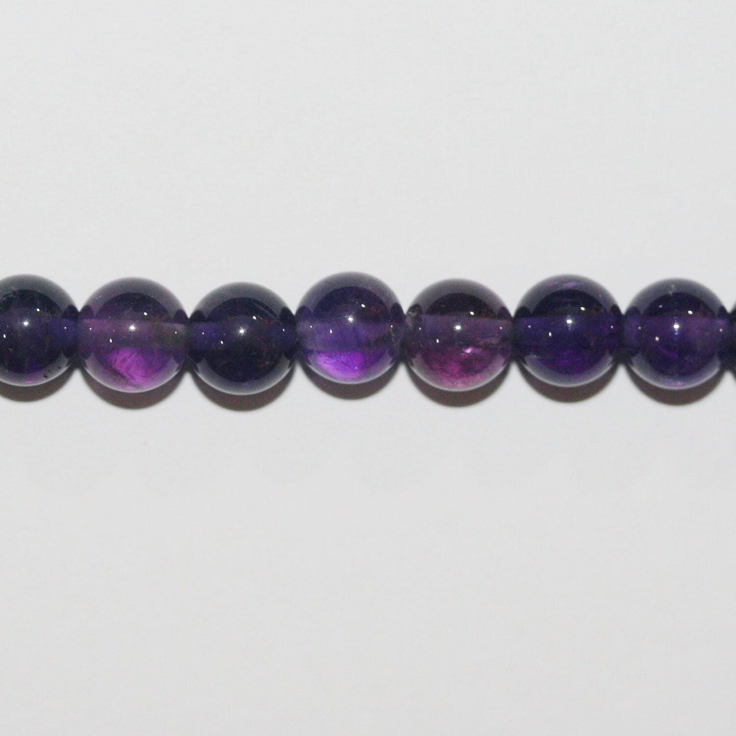 15" Perles rondes lisses en améthyste St 4,5 mm.-Rig 39 cm.