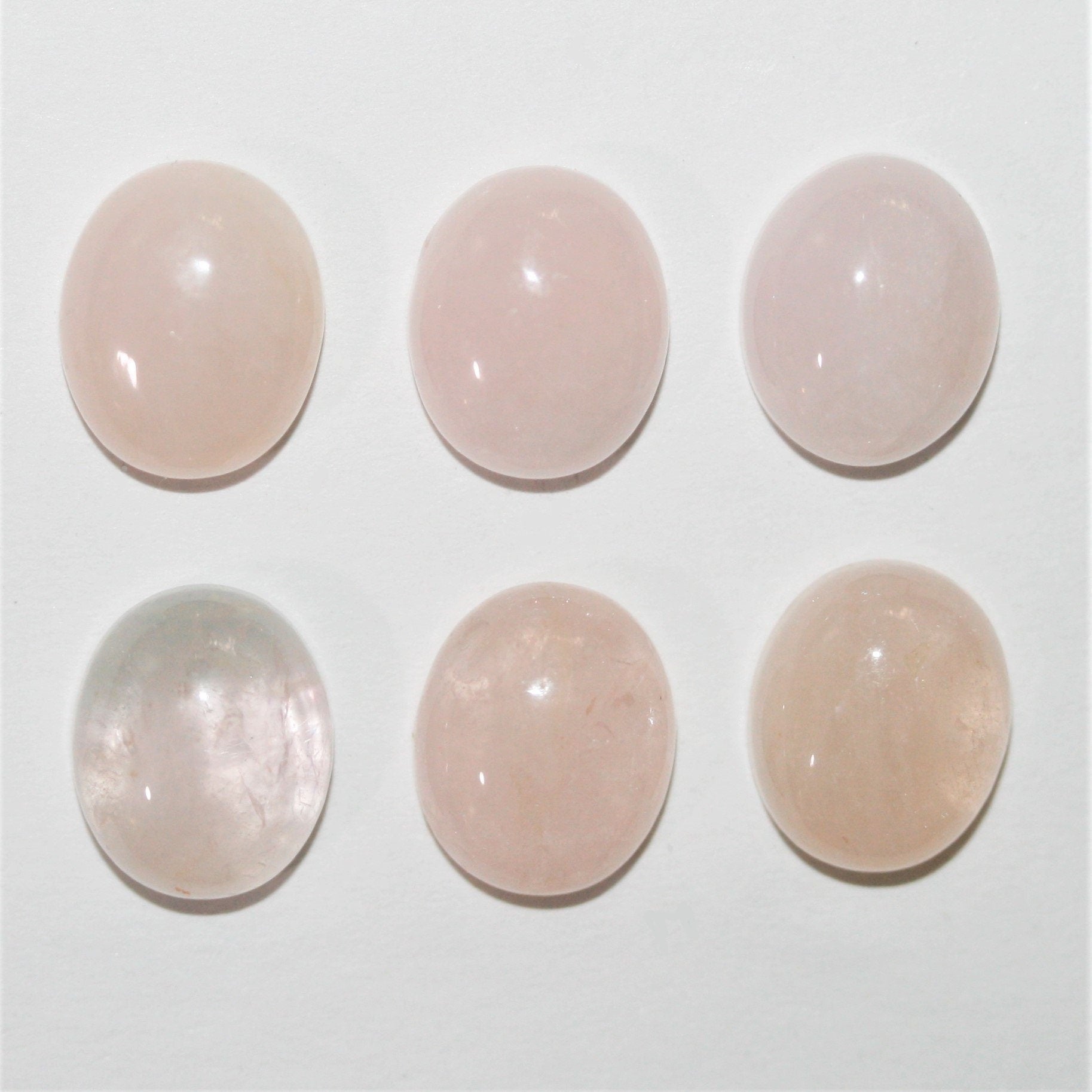 6 cabochons ovales lisses en morganite, 12 x 10 mm.