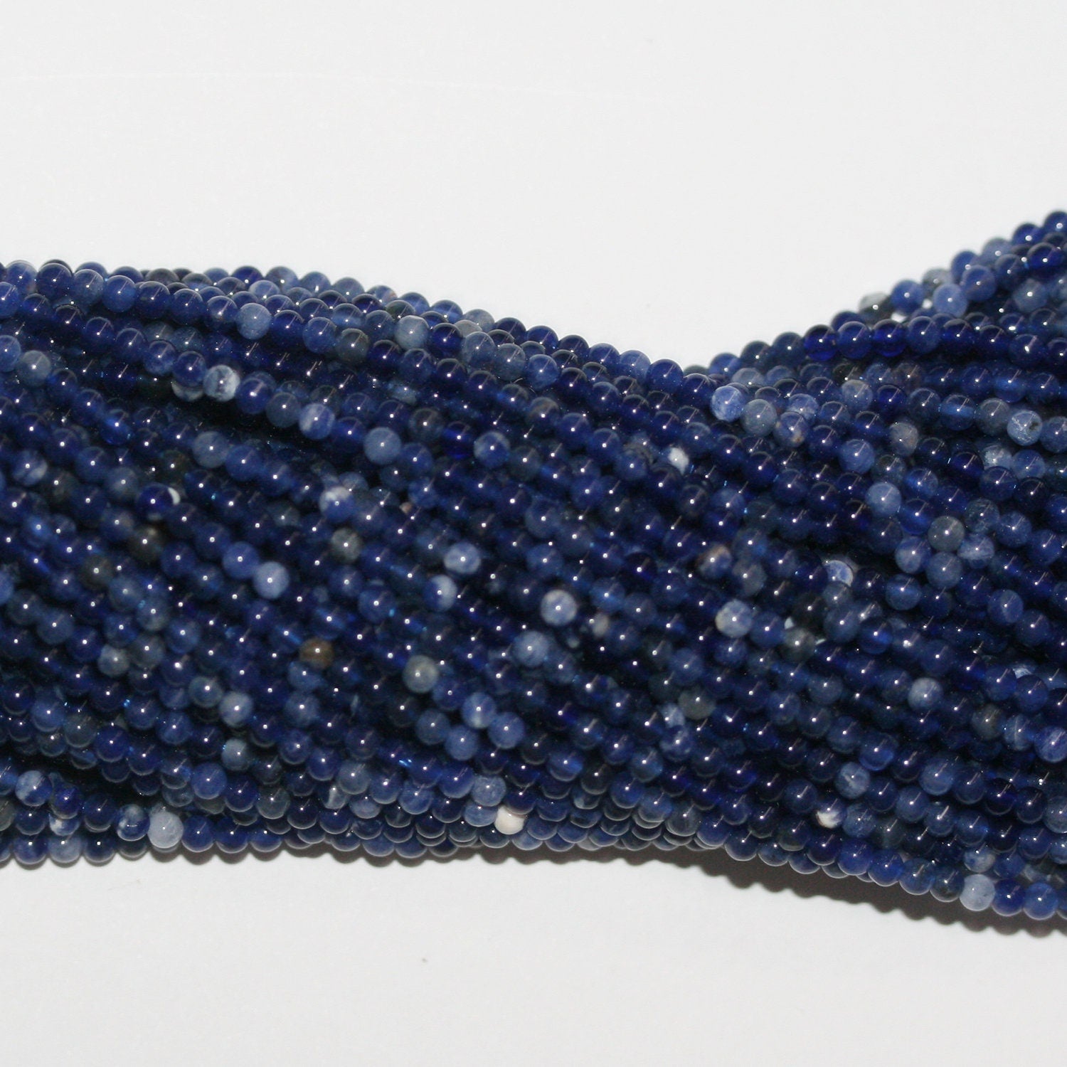 Perles rondes lisses en sodalite St 15" 2 mm.-Rig 39 cm.