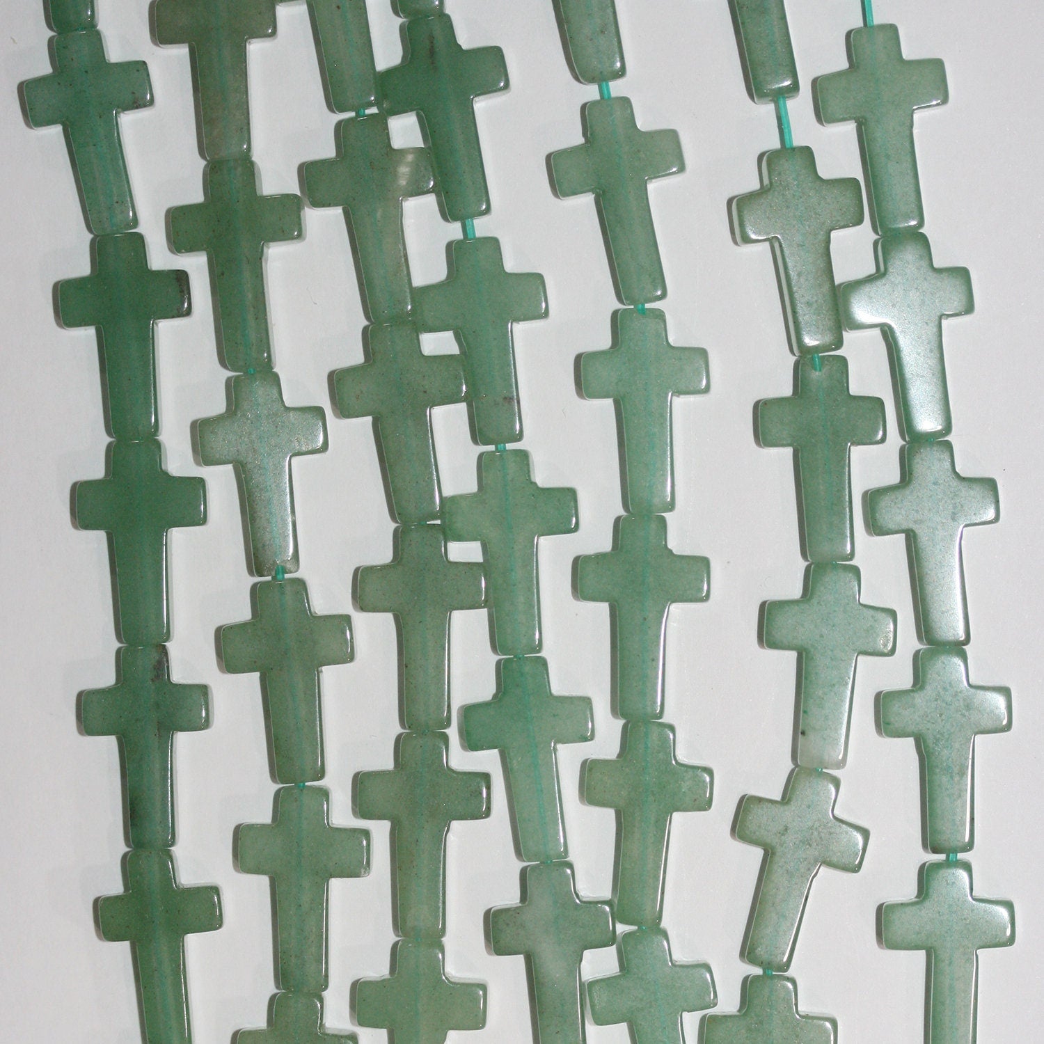 Cuentas cruzadas lisas de aventurina verde de 16" (20 x 12 mm) - Hilo de 40 cm