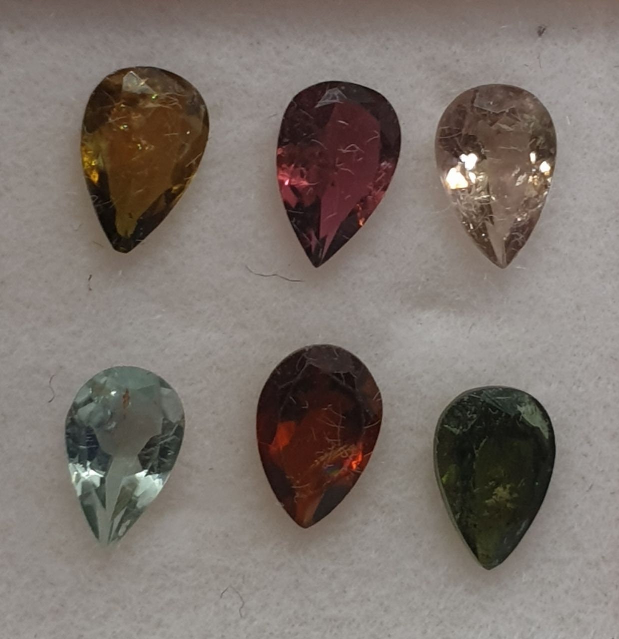 Lot de 6 tourmalines multicolores taillées en goutte facettée, 6,5 x 4,5 mm - Pierres précieuses en vrac - Prix de gros - Gemmes naturelles