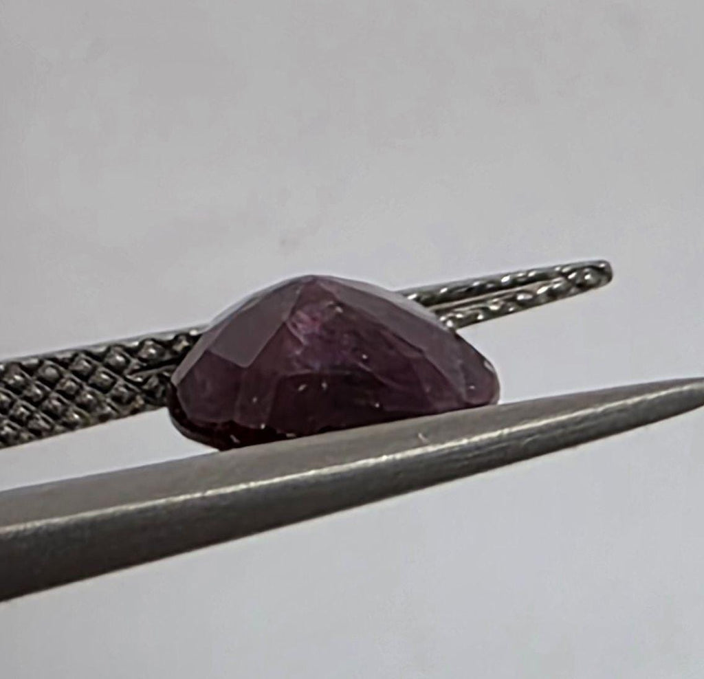 Natural Red Ruby Oval Cut 9.6x7.8mm 2.5ct Pinkish Red Color