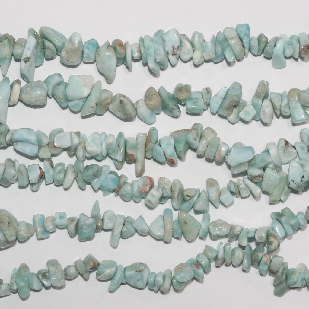 Cuentas irregulares de larimar St. de 81 cm (32"), lisas, de 4-8 mm. Aprox. - Hilo de 80 cm.