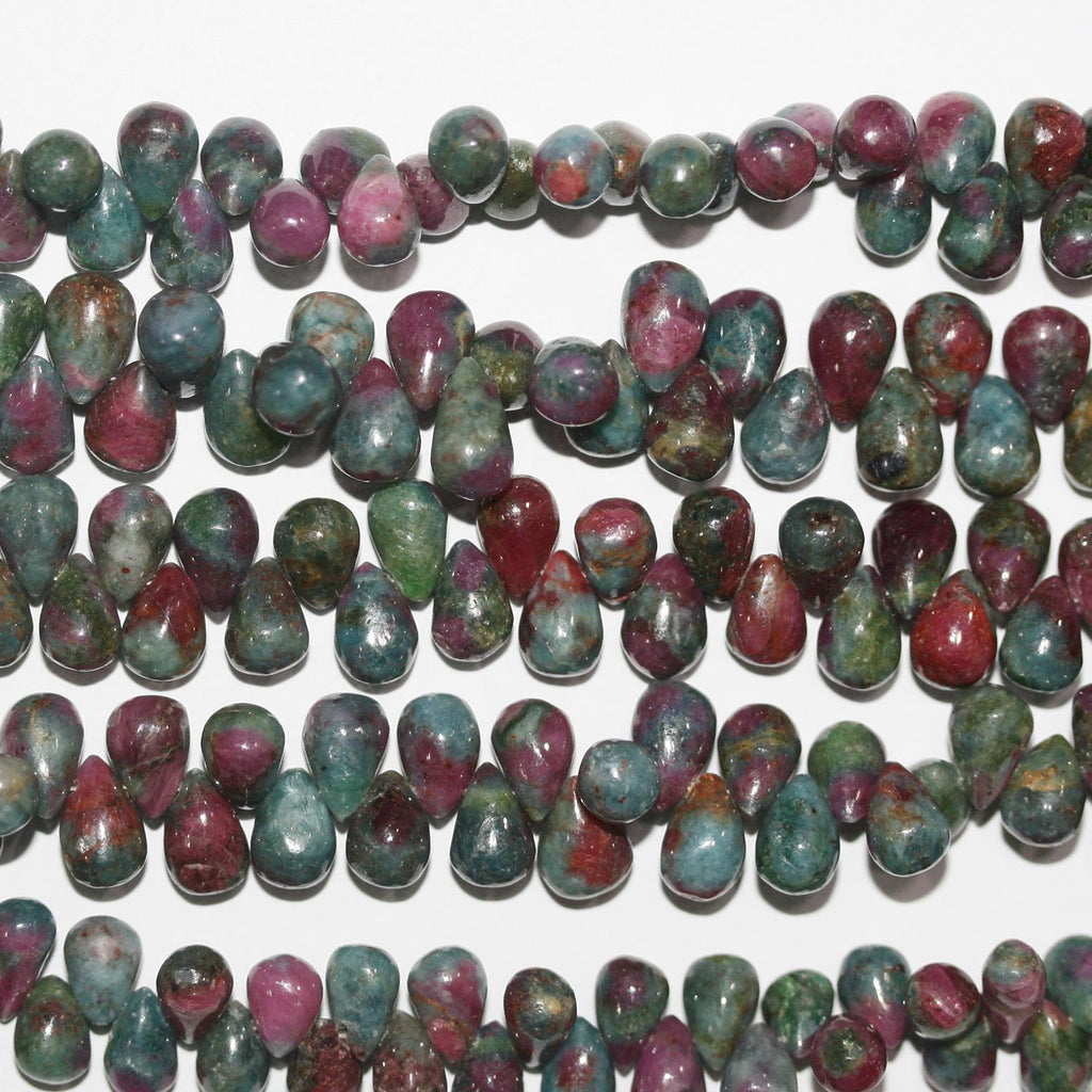 Perles en zoïsite St Ruby lisses en forme de goutte, 8 x 5 mm - Fil de 20 cm.