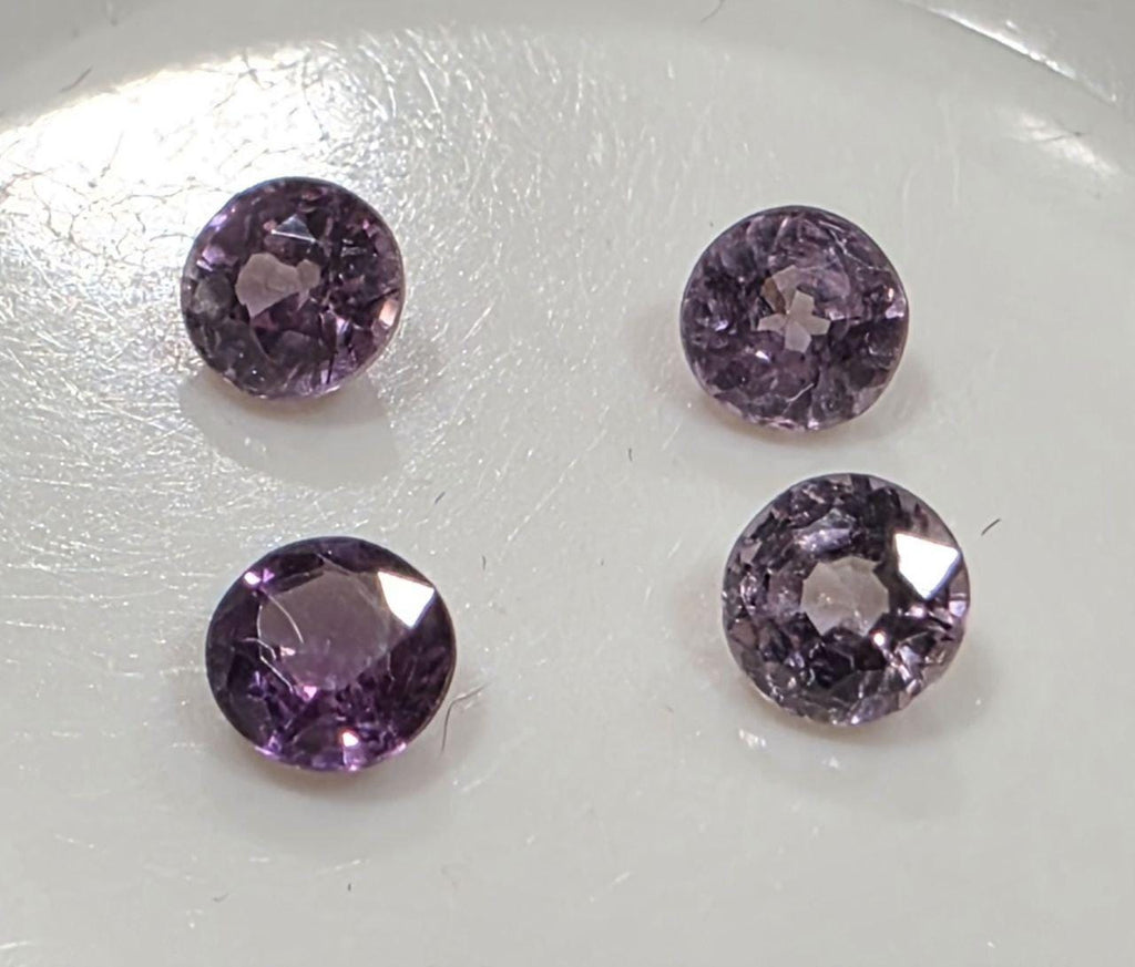 Lot de grenats à changement de couleur, taillés en rond facetté, 3,7 mm (4 pièces) - Pierres précieuses en vrac - Prix de gros