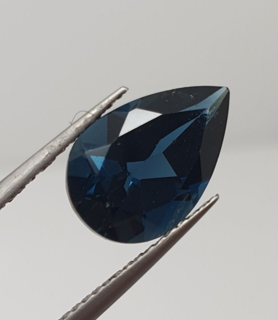 AAA Natural London Blue Topaz Faceted Pear 12x8mm 3.03ct  Cut Stones And Cabochons  Supplier