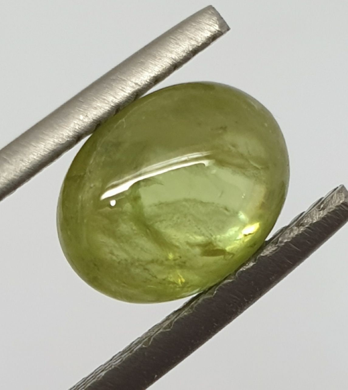 Green Sphene Titanite  Cabochon 9.3x7.3mm 2.85 ct-  Gemstone With Lot  Natural Dispersion- Rare Gemstone- Designer