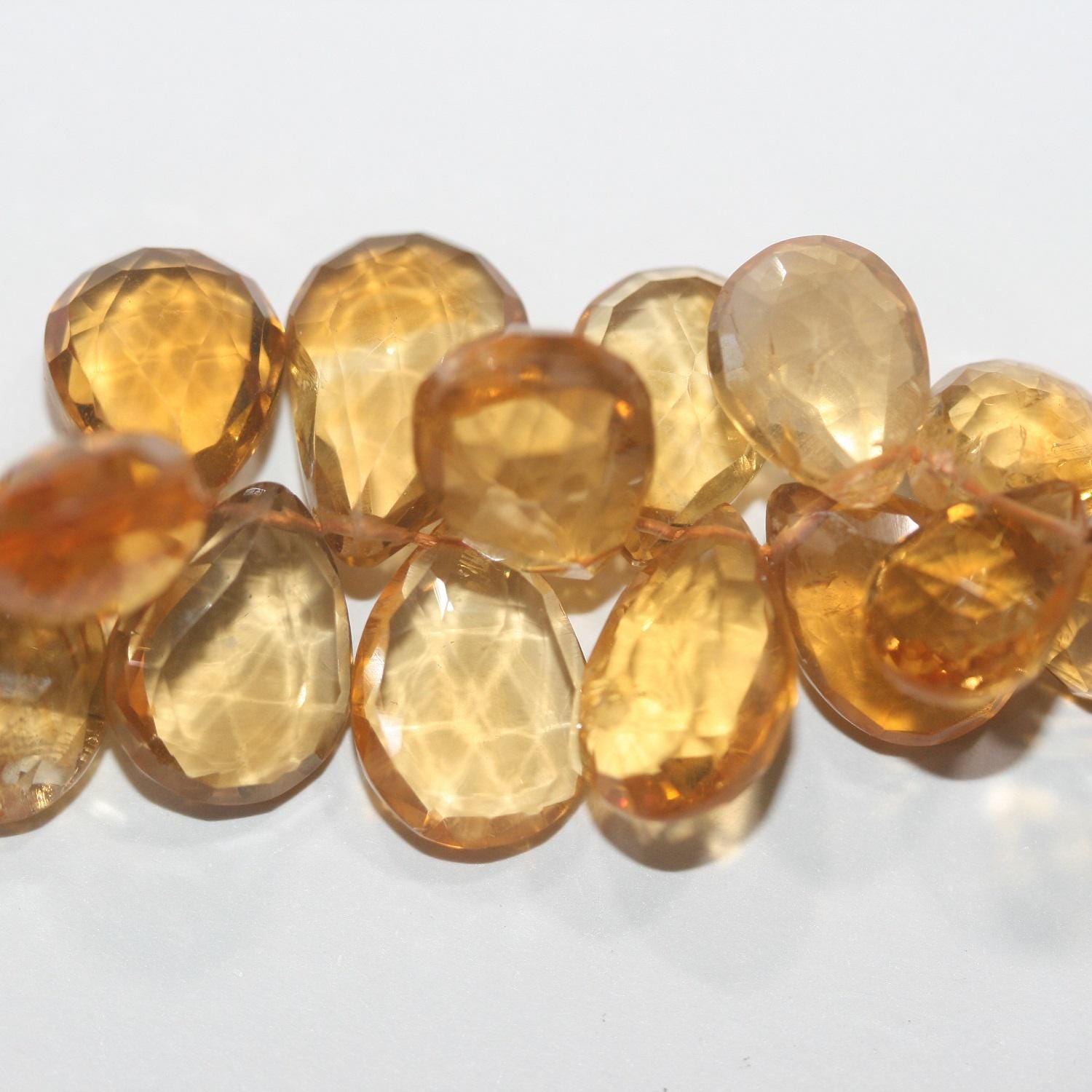 Perles en citrine St de taille graduée en forme de goutte, 8 pouces, 13 x 9,5 mm - 9 x 7 mm. Environ - Fil de 20 cm.