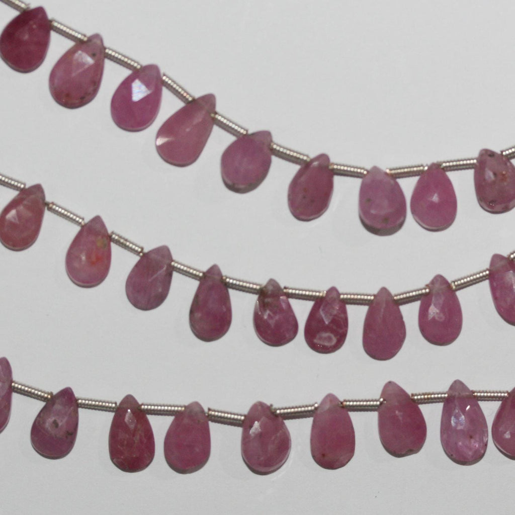 Perles en saphir rose facettées en forme de goutte, 8 pouces (environ 21 cm), 9 x 6 mm. Longueur du fil : environ 21 cm.