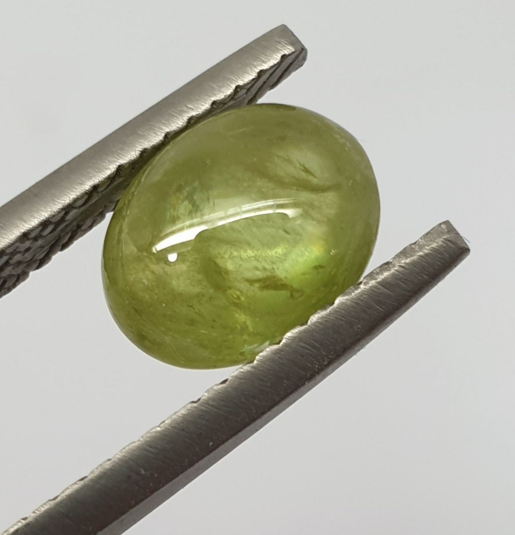 Green Sphene Titanite  Cabochon 9.3x7.3mm 2.85 ct-  Gemstone With Lot  Natural Dispersion- Rare Gemstone- Designer