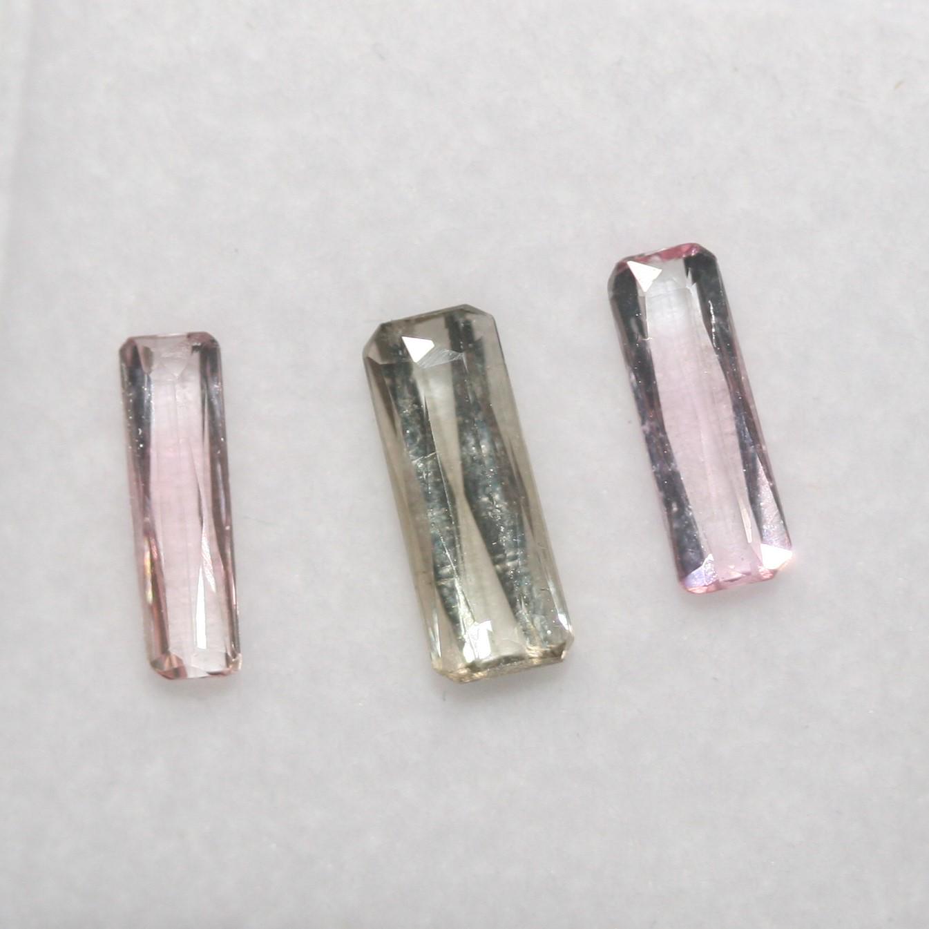 Lote de turmalina baguette octogonal de 1,16 ct