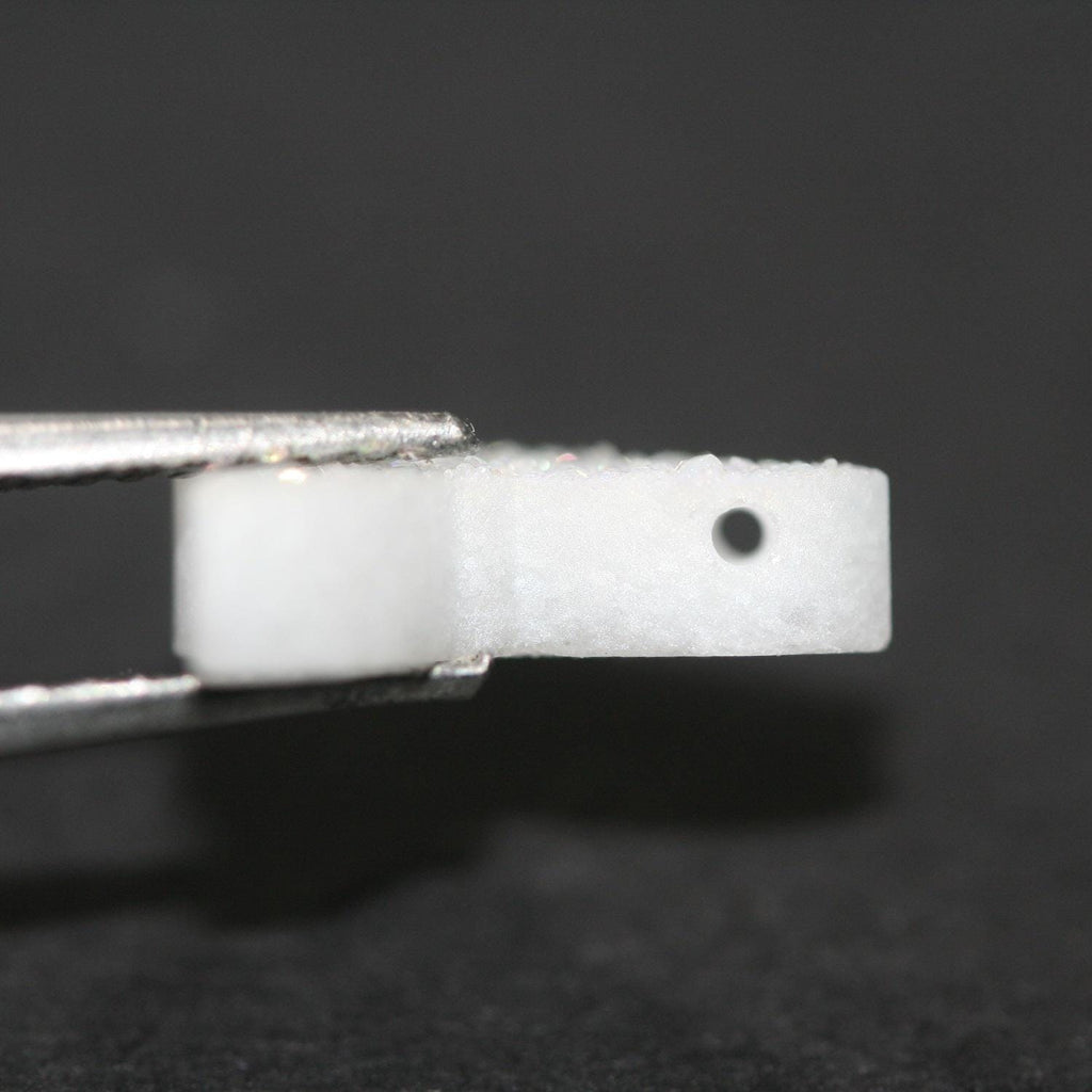 Pendentif papillon en agate druzy blanche 15 x 9 mm - Réf. 14856