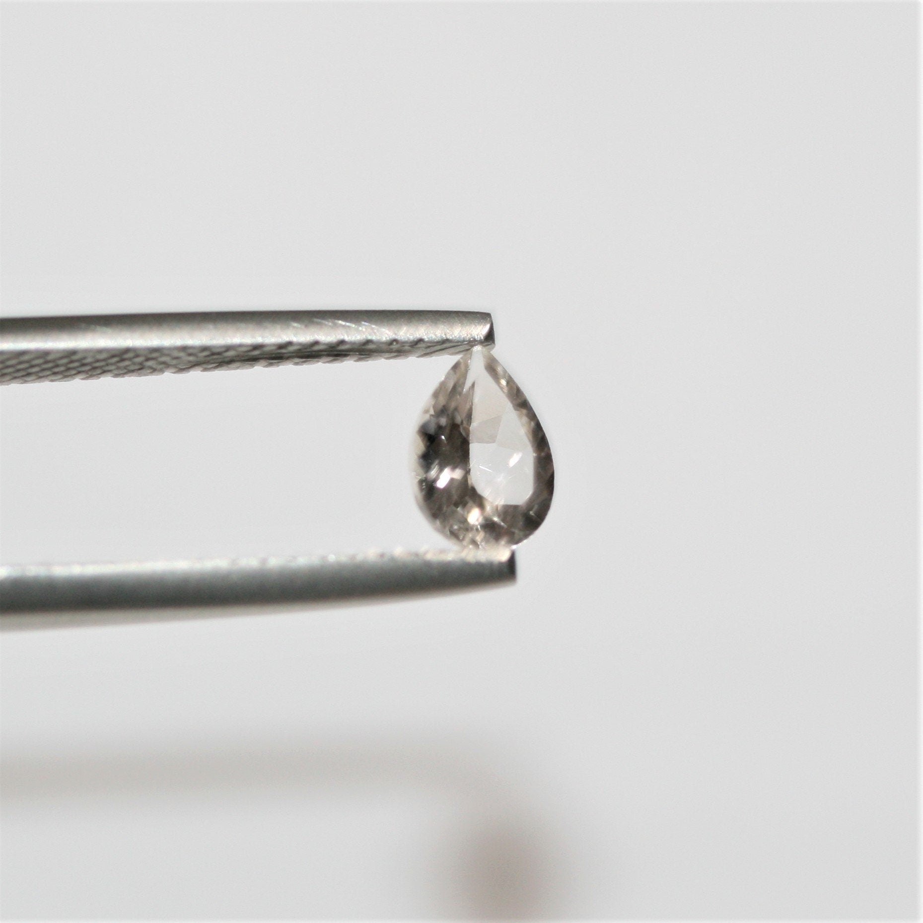 Lote de 4 Morganitas Facetadas en Forma de Gota de 7x5 mm (4 Piezas)